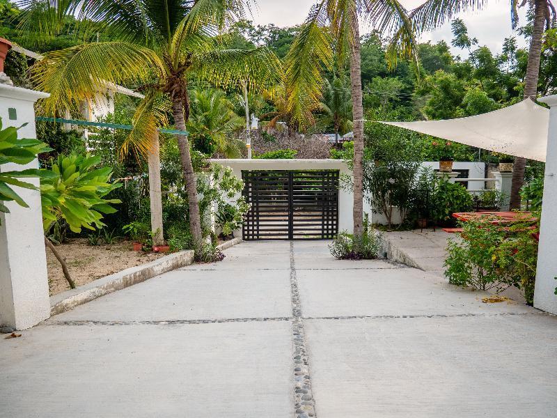 Oyo Hotel Posada San Vicente, Huatulco Santa María Huatulco المظهر الخارجي الصورة