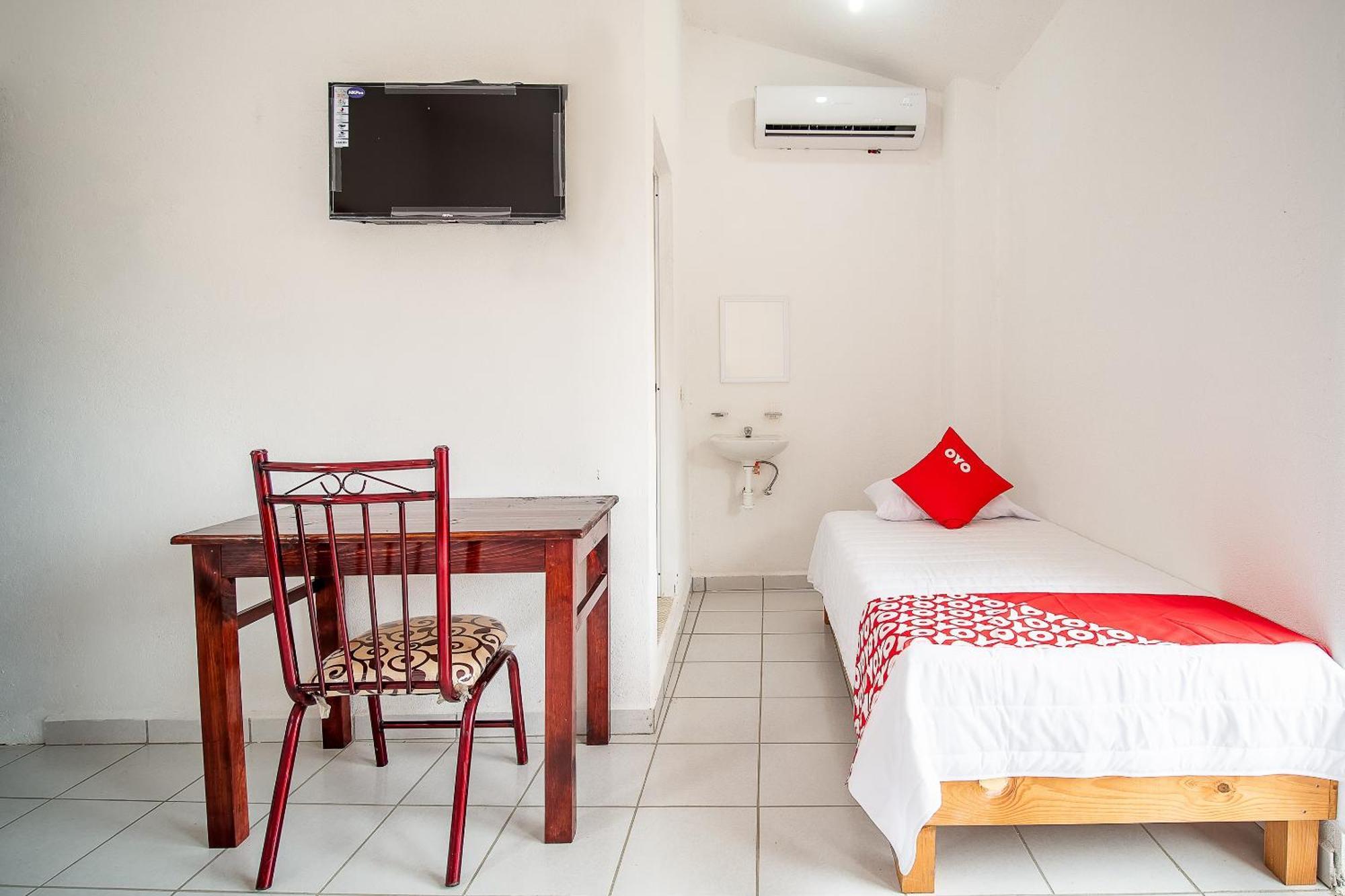 Oyo Hotel Posada San Vicente, Huatulco Santa María Huatulco المظهر الخارجي الصورة