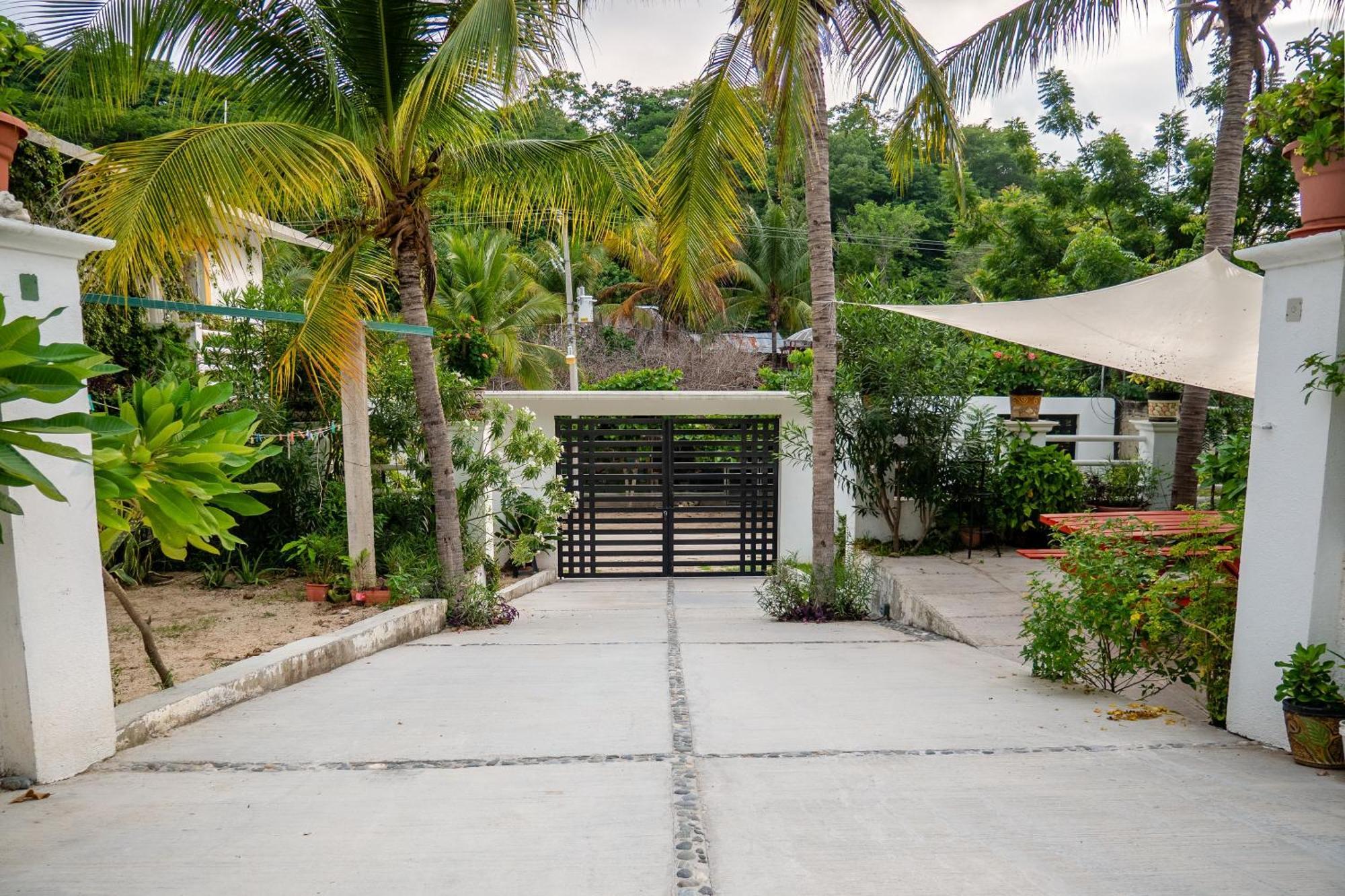 Oyo Hotel Posada San Vicente, Huatulco Santa María Huatulco المظهر الخارجي الصورة